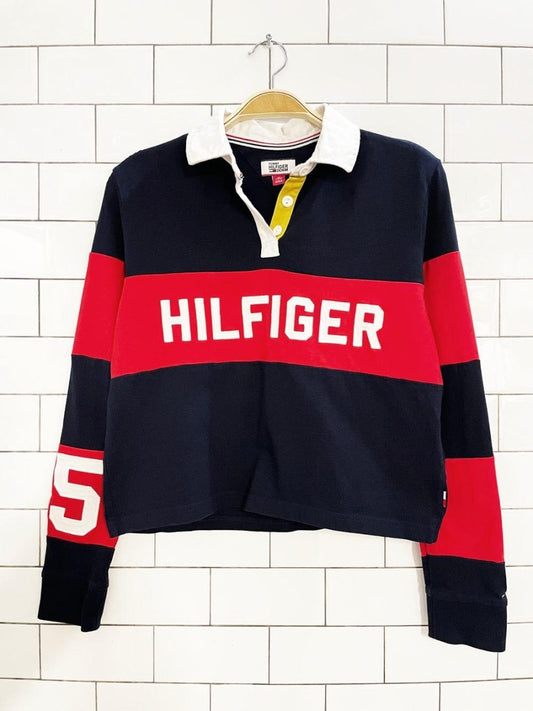 tommy hilfiger spellout colour block cropped rugby shirt - good market thrift store
