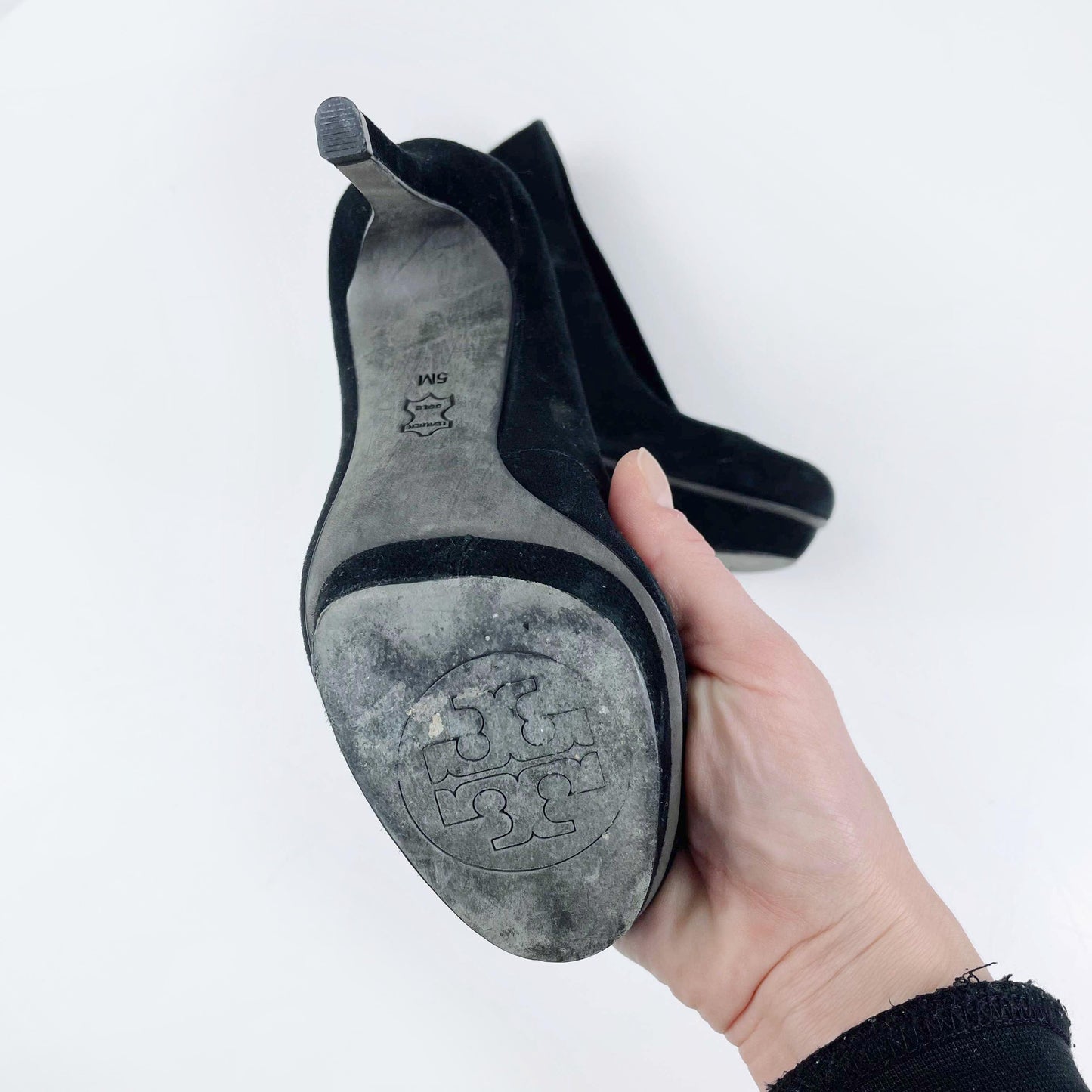 tory burch black suede platform pumps - size 5