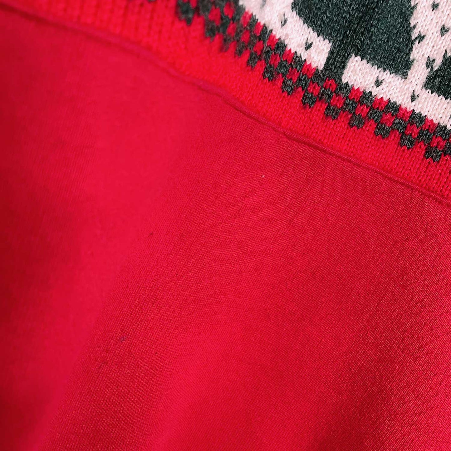 vintage chalk line knitted christmas tree crew - size large