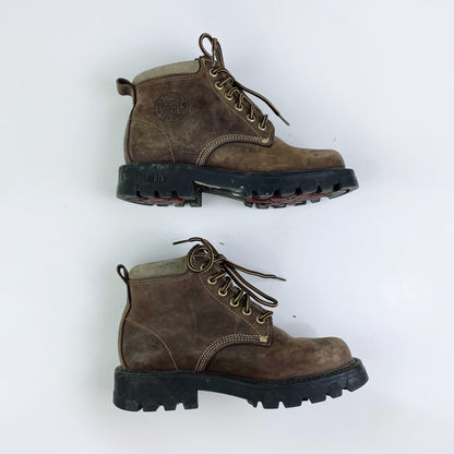 roots tuff leather hiking boots - size 5.5