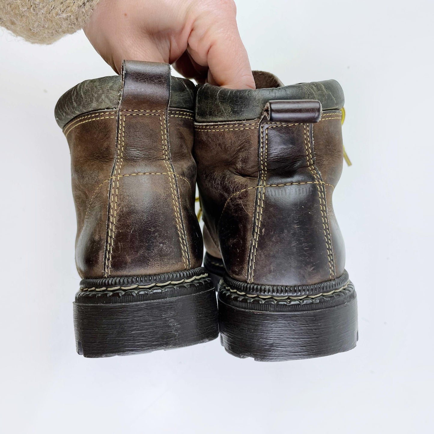 vintage 00s roots tuff leather hiking boots - size 6