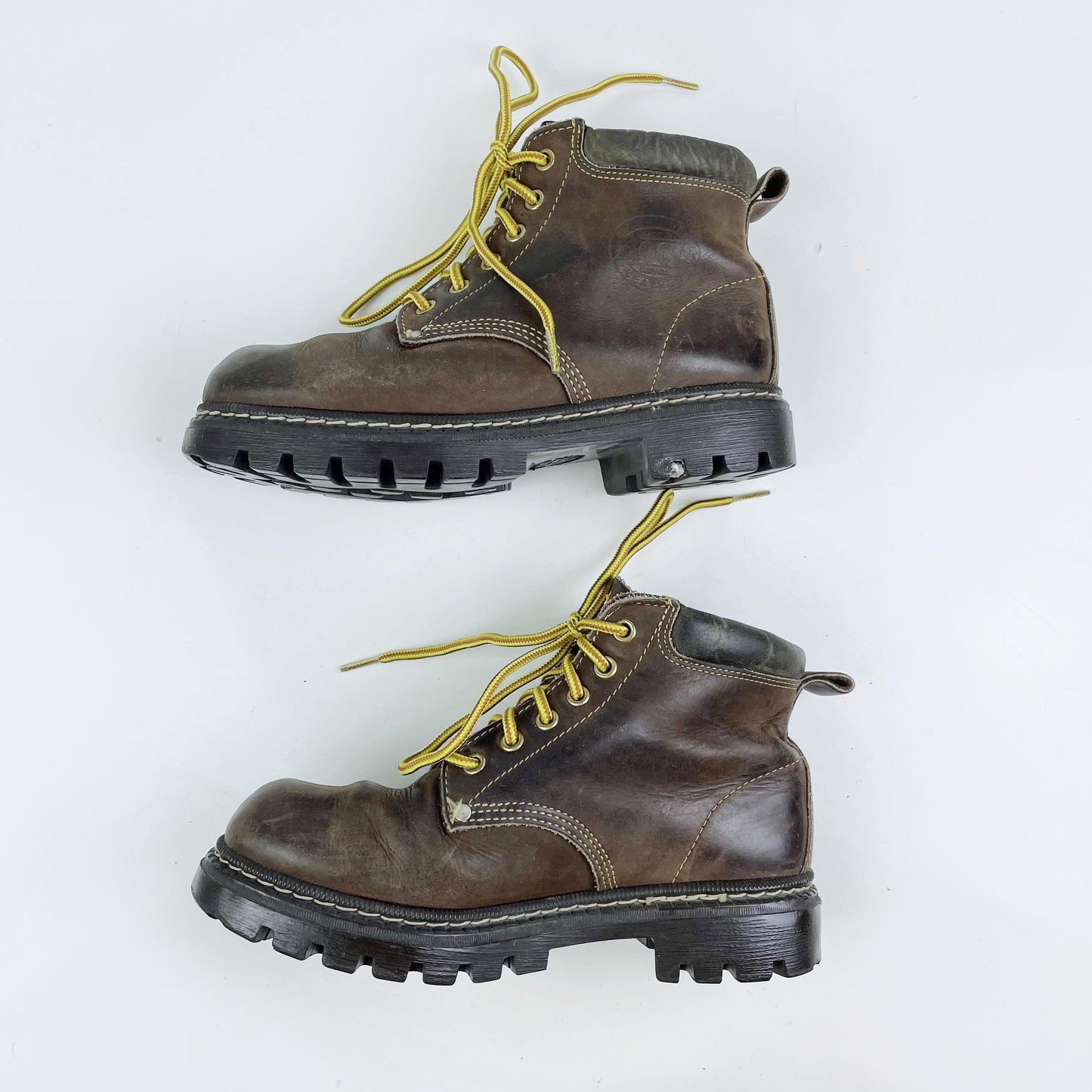 vintage 00s roots tuff leather hiking boots - size 6