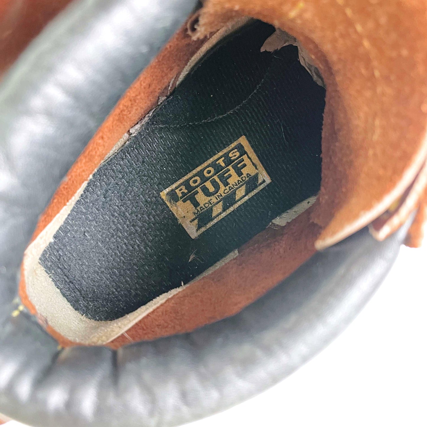 vintage 00's roots tuff leather hiking boots - size 9