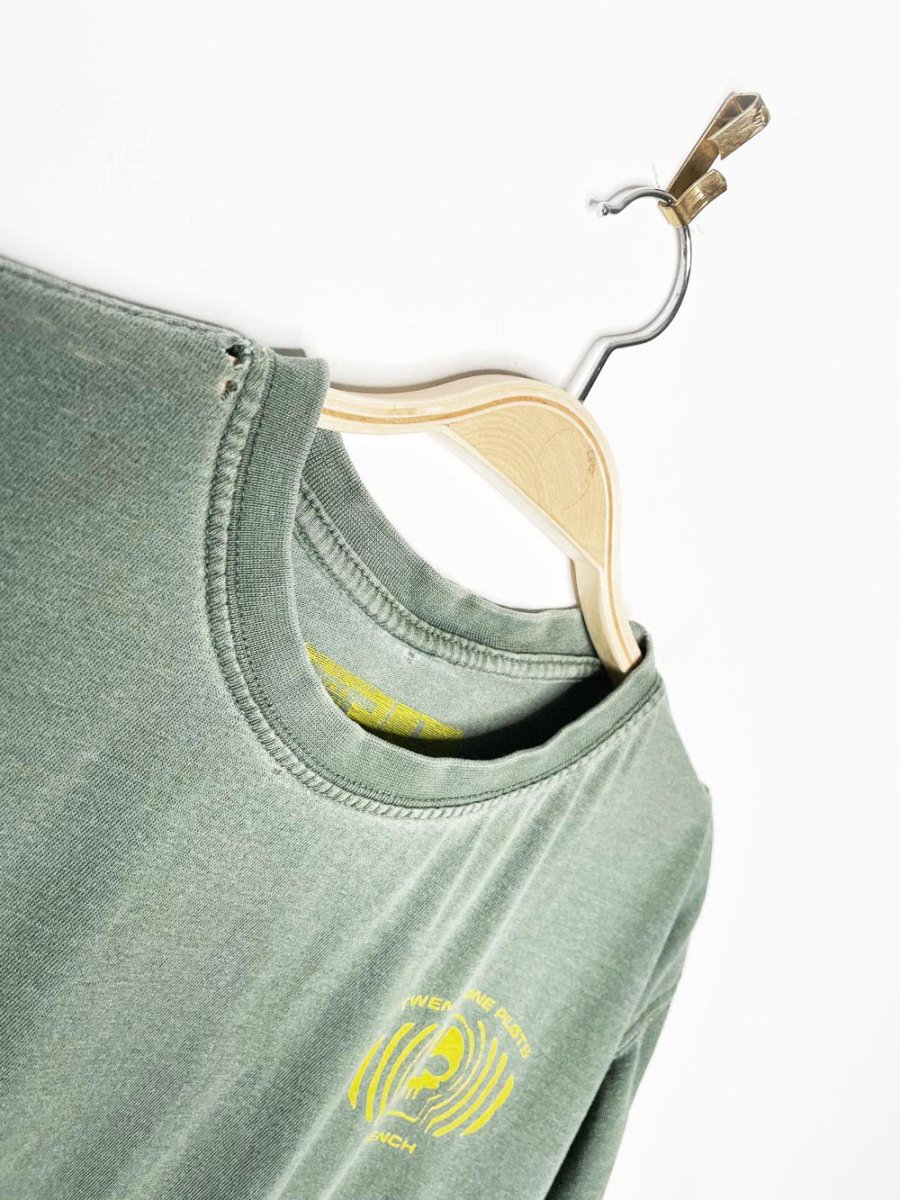 twenty one pilots trench bandito graphic tee - good market thrift store