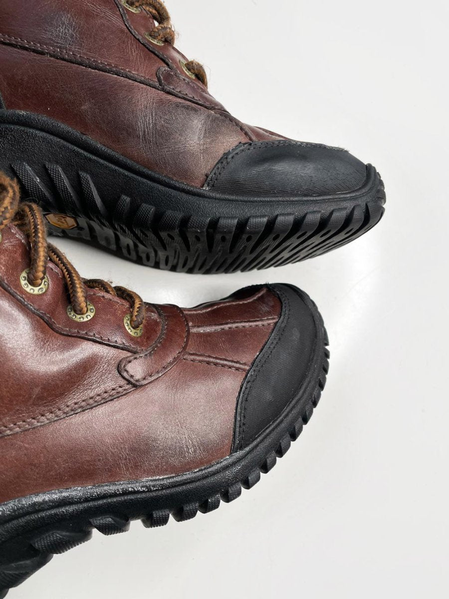 ugg adirondack sheepskin waterproof boots - good market thrift store