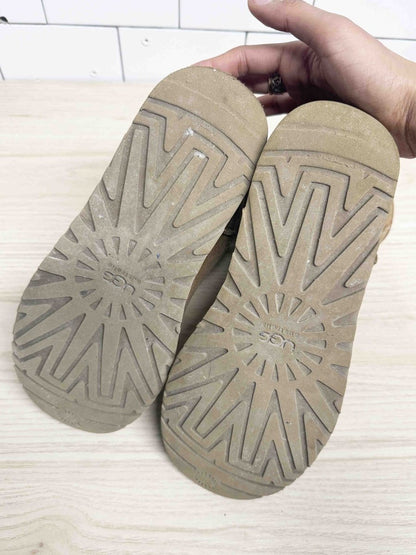 ugg classic short chestnut sheepskin boots - good market thrift store