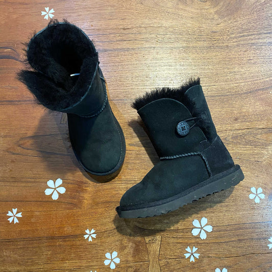 ugg black bailey button short boots - size 11
