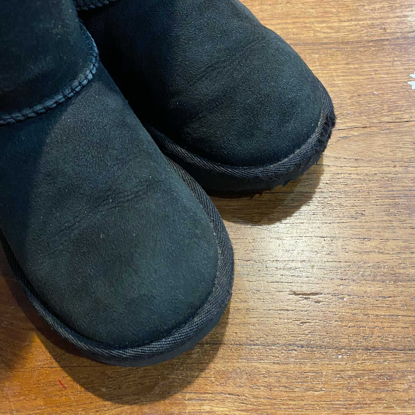 ugg black bailey button short boots - size 11