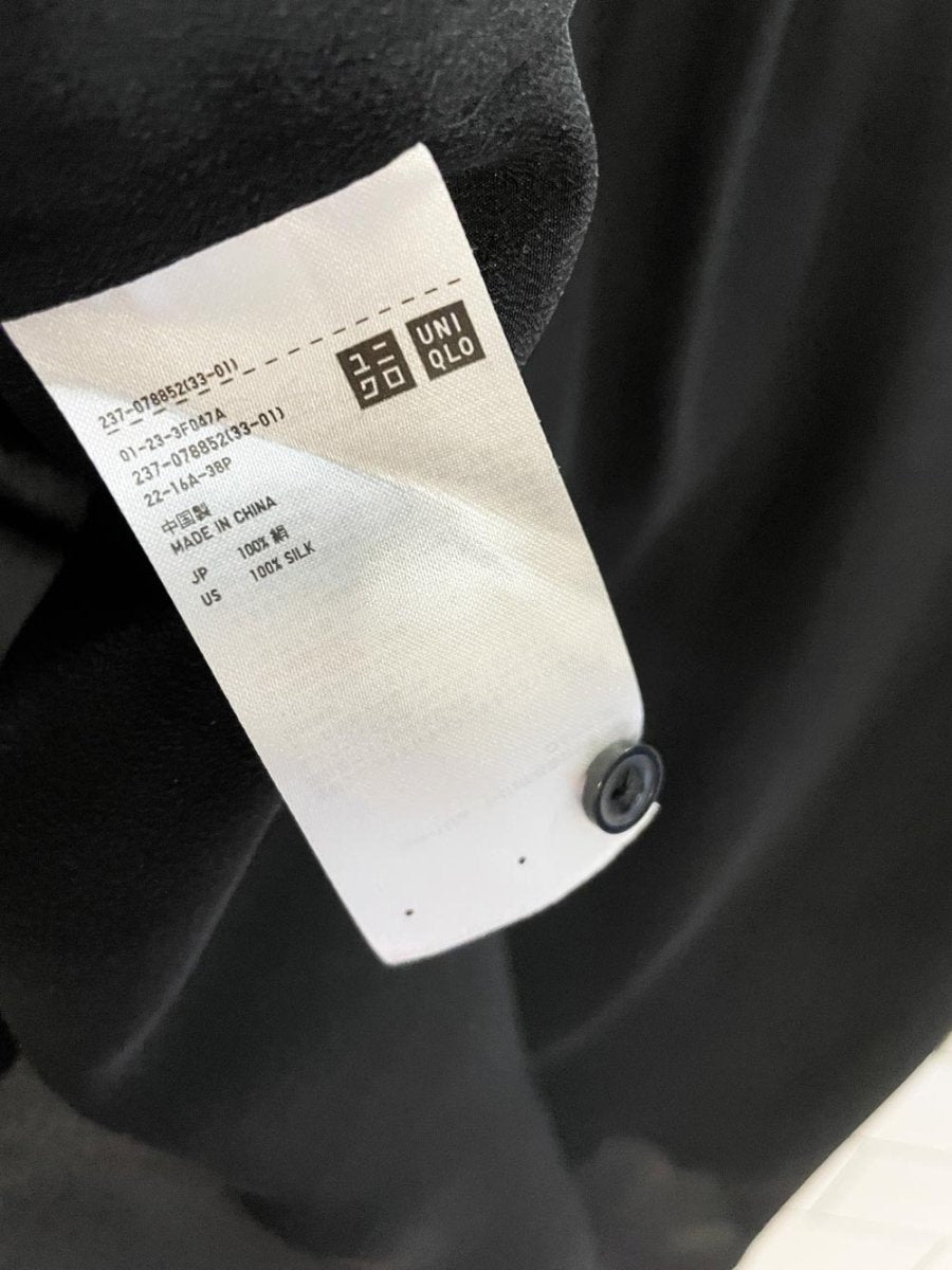 uniqlo 100% silk sleeveless full button blouse - good market thrift store