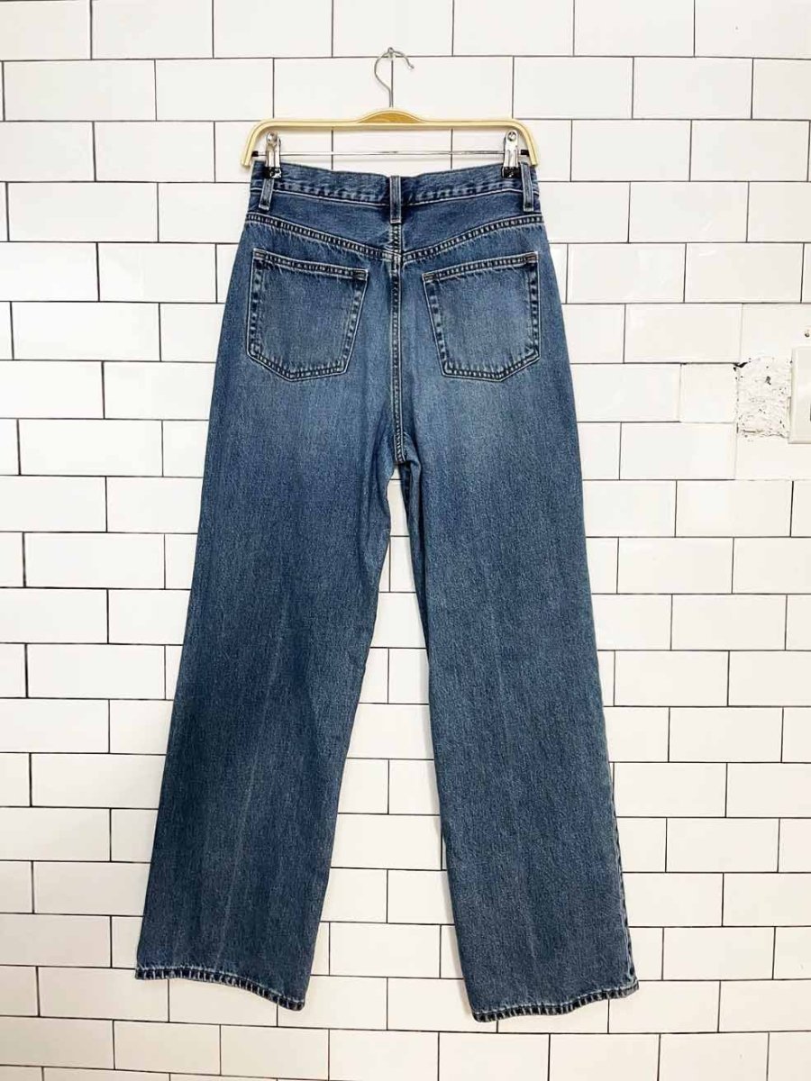 uniqlo high rise straight leg jeans - good market thrift store