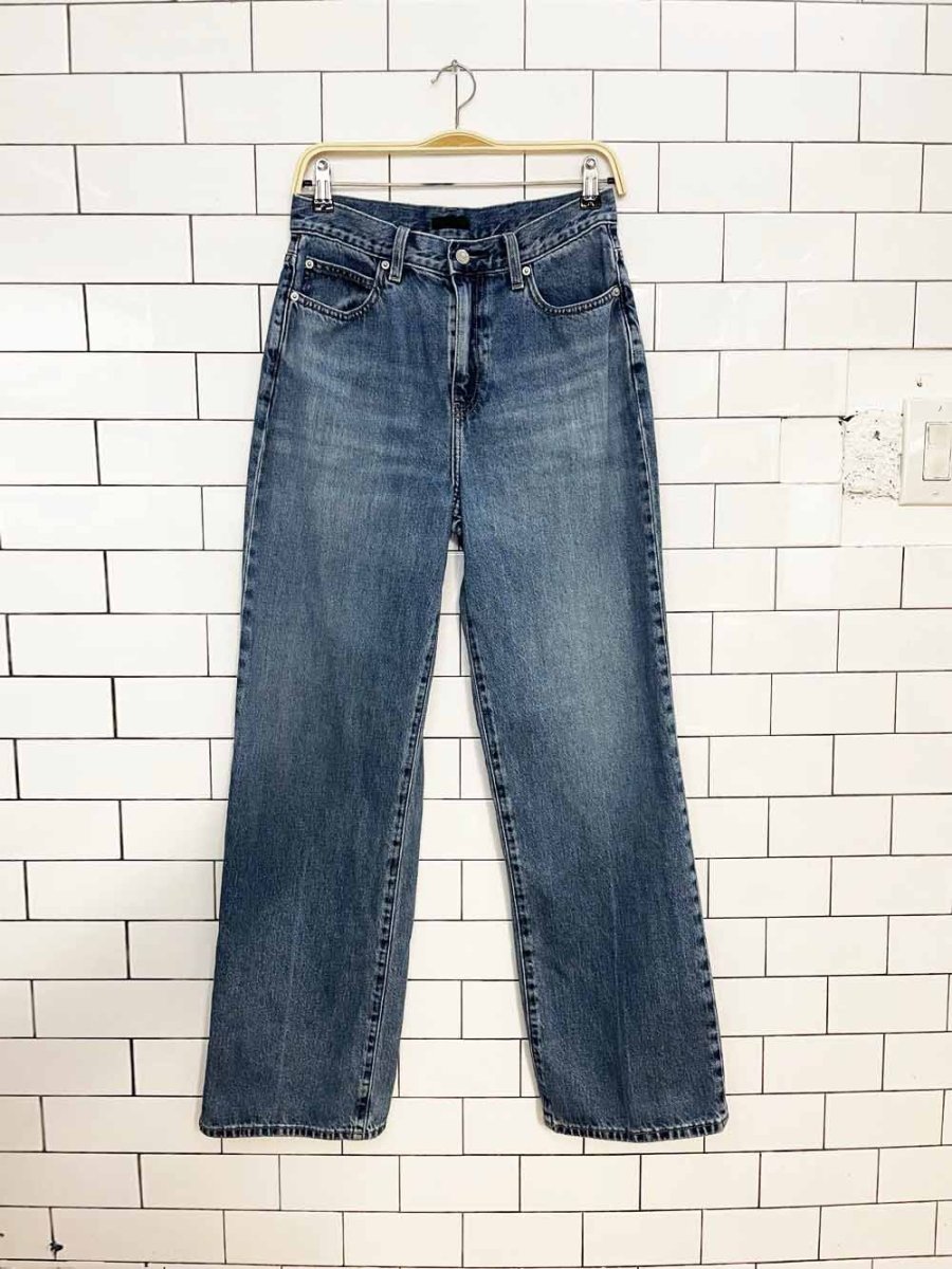 uniqlo high rise straight leg jeans - good market thrift store