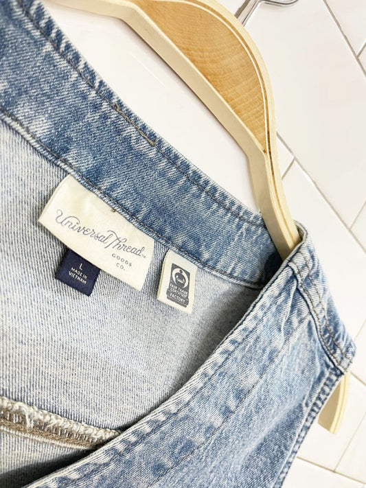 universal thread full button denim vest top - good market thrift store