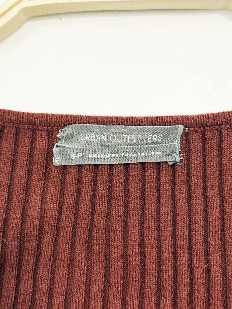 UO stretchy ribbed sweetheart neck knit top | urban outfitters - good market thrift store