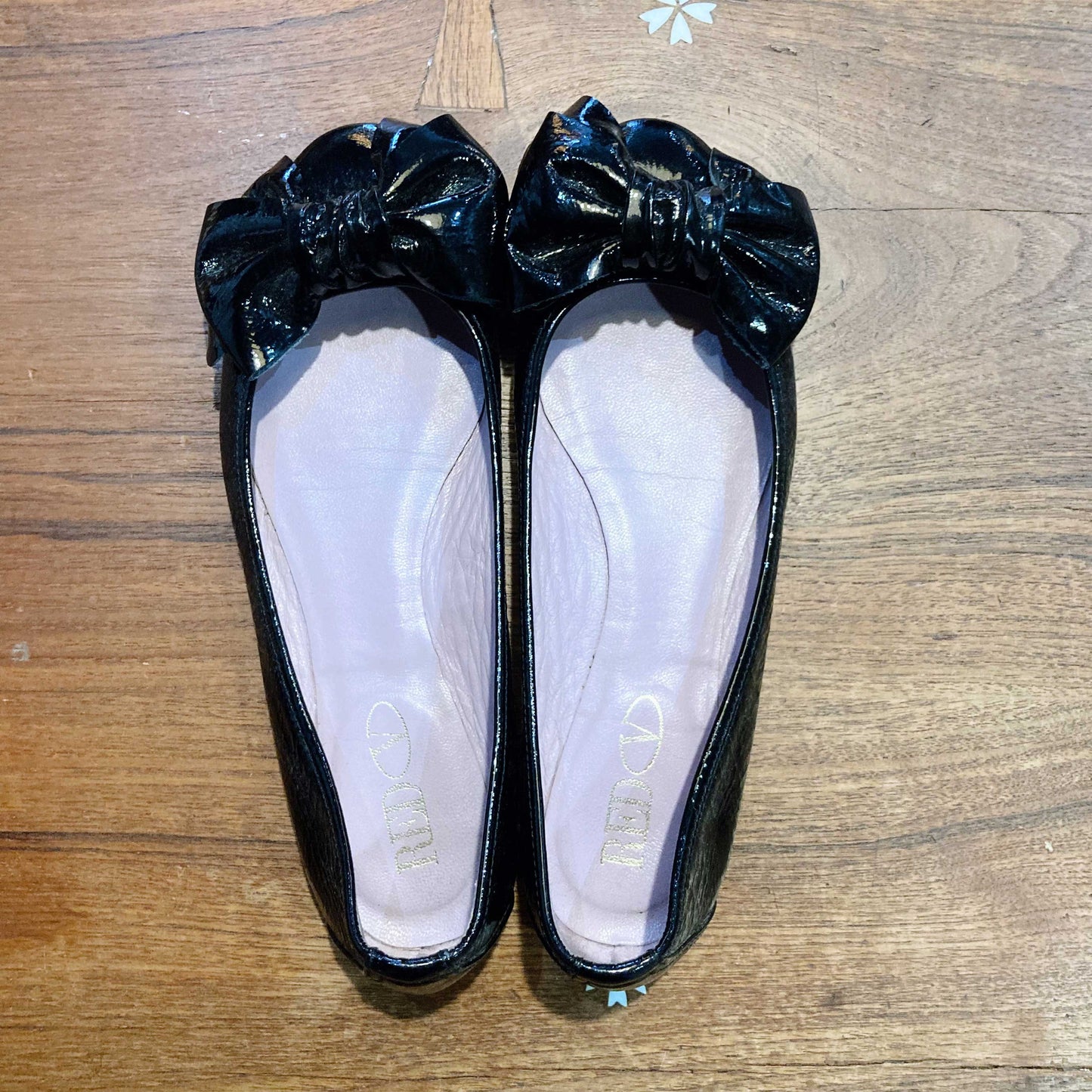 red valentino black patent bow ballerina flats - size 37