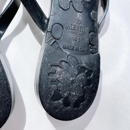 rework x valentino rockstud thong sandals