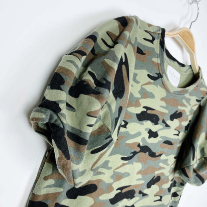 anthro velvet by graham & spencer camo short sleeve sweatshirt - size xs