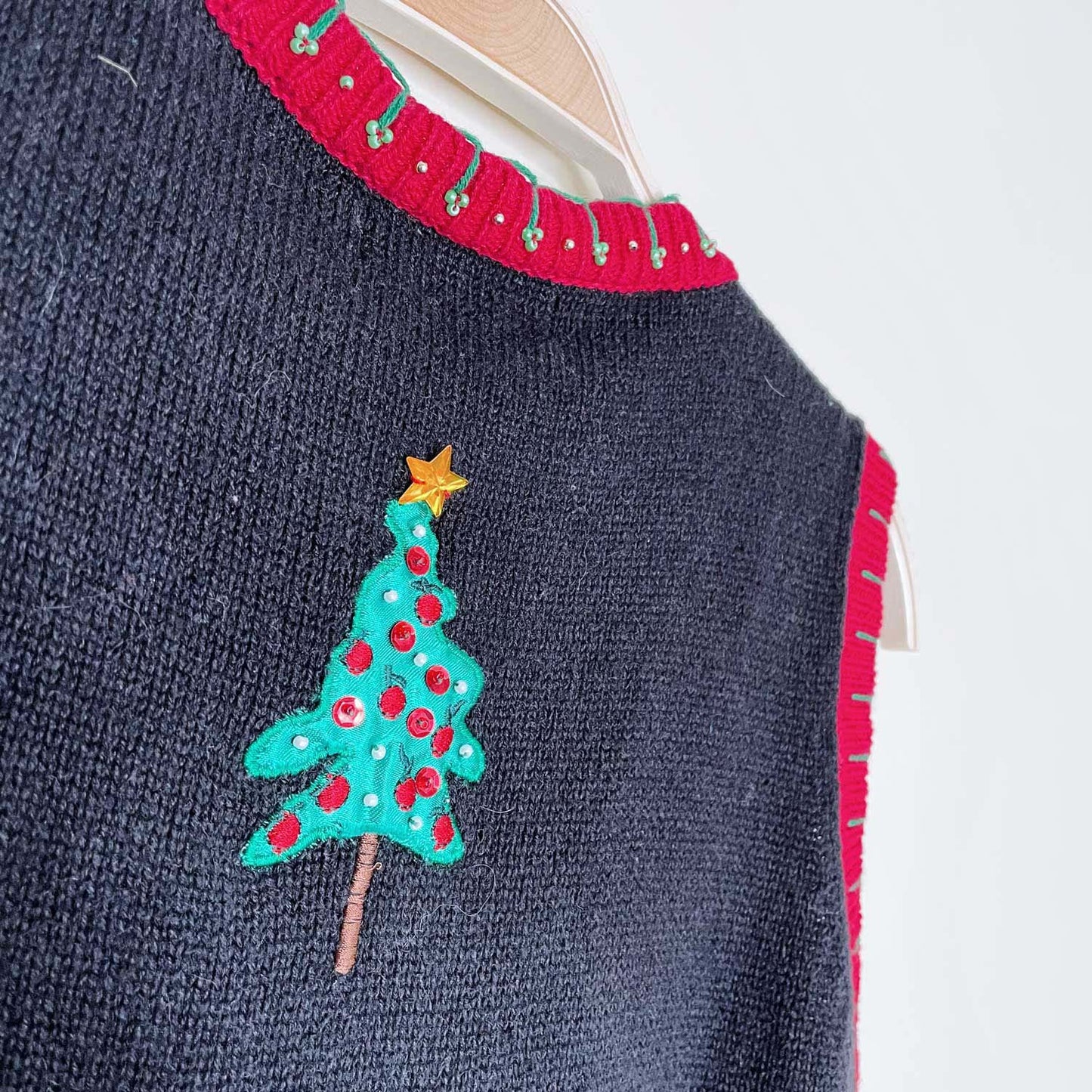 vintage compliments christmas tree knit vest - size medium