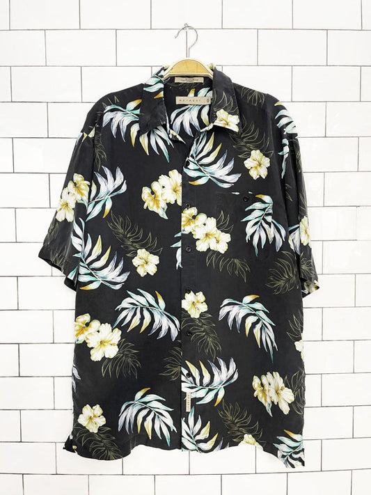 vintage 00 retreat 100% silk full button resort shirt - good market thrift store