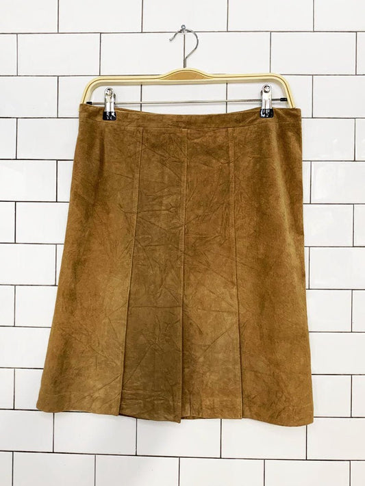 vintage 00s ann taylor loft suede pleated mini skirt | leather - good market thrift store