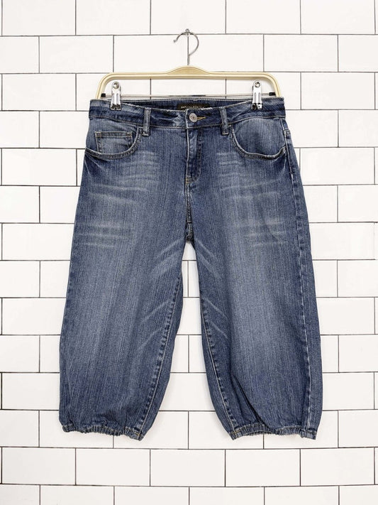 vintage 00s banana republic low-rise whiskered denim barrel capri - good market thrift store