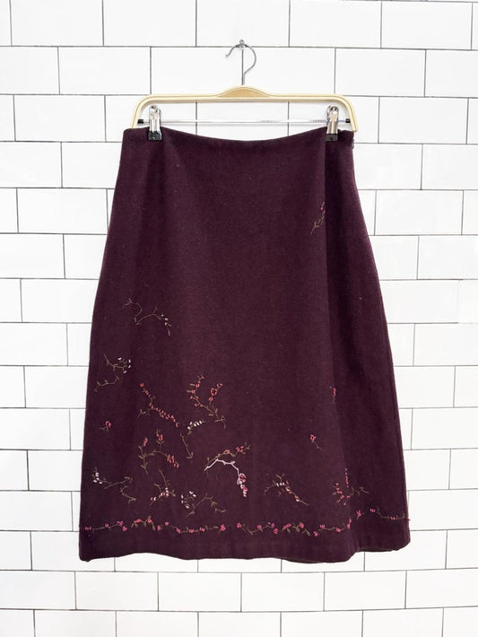 vintage 00s banana republic wool-blend embroidered midi skirt - good market thrift store