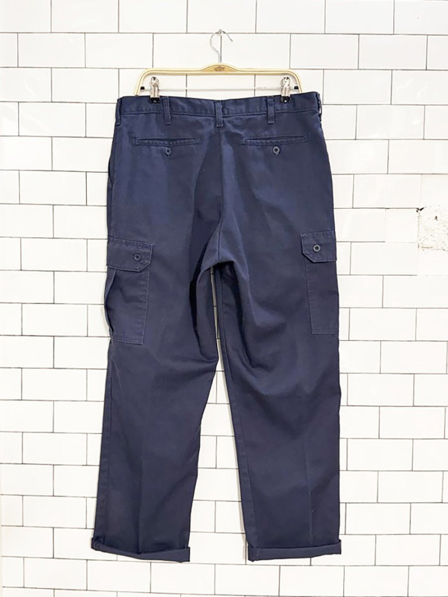 vintage 00s cargo pocket utility work pants - good market thrift store
