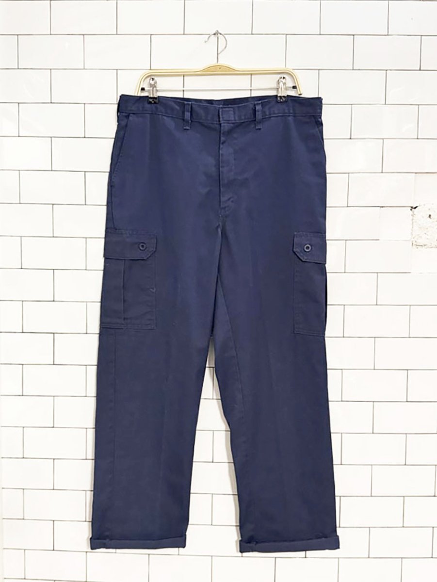 vintage 00s cargo pocket utility work pants - good market thrift store