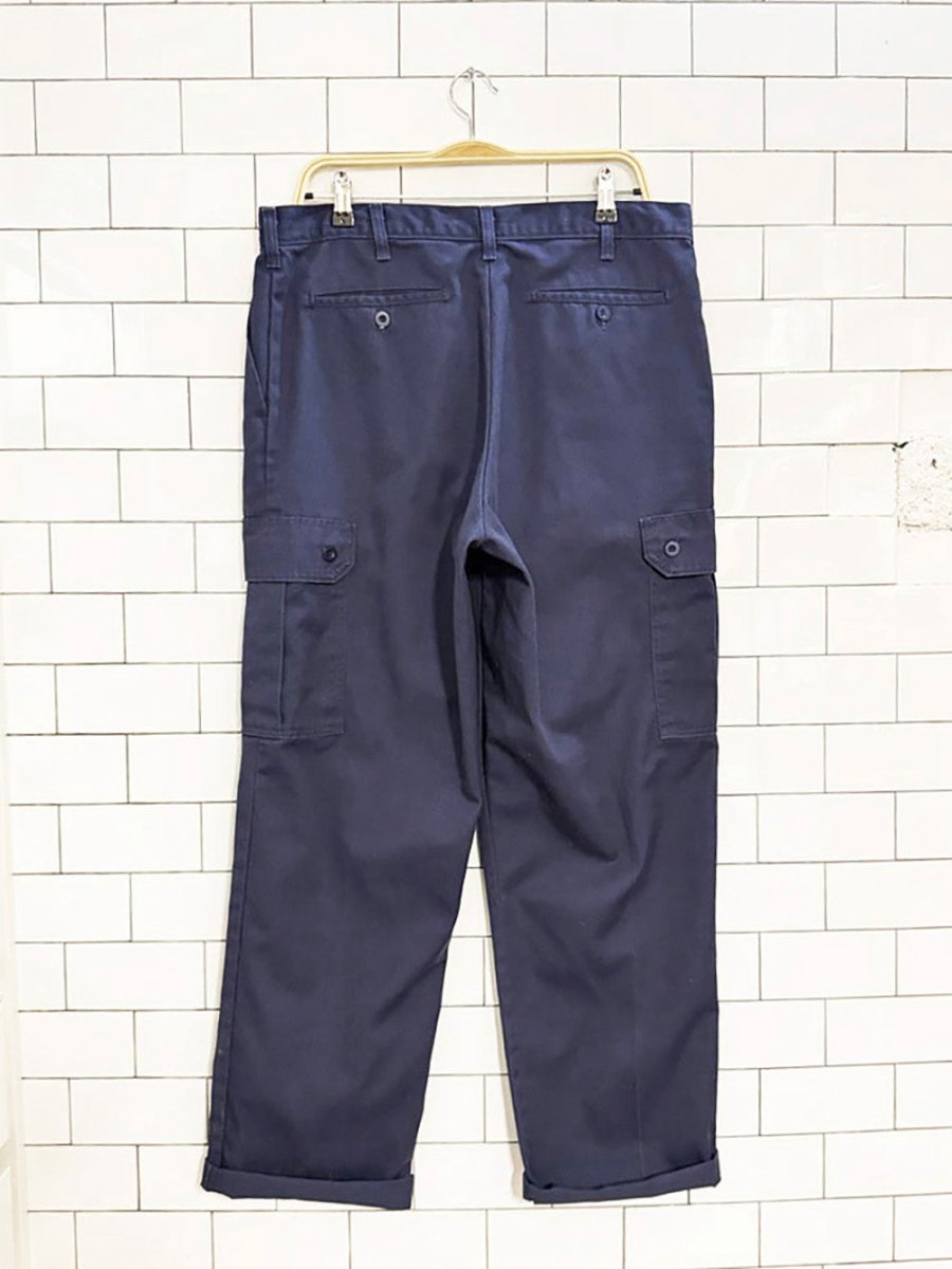 vintage 00s cargo pocket utility work pants - good market thrift store