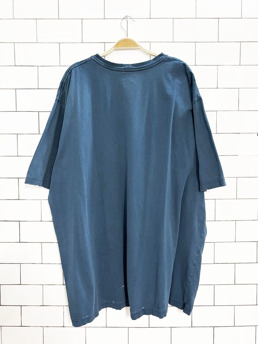 vintage 00s carhartt distressed pocket tee - good market thrift store