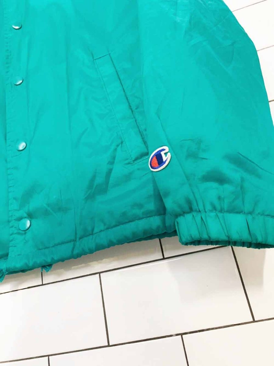 vintage 00s champion retro style windbreaker jacket - good market thrift store