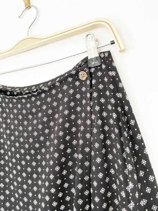 vintage 00s daniel hetcher micro floral wrap midi skirt | made in canada - good market thrift store