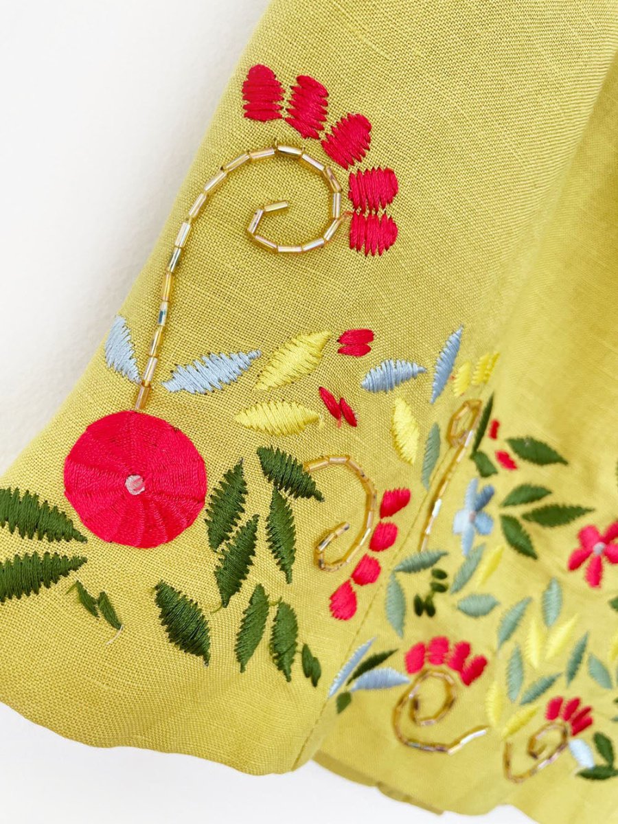vintage 00s donna morgan linen - blend embroidered button - back tank - good market thrift store