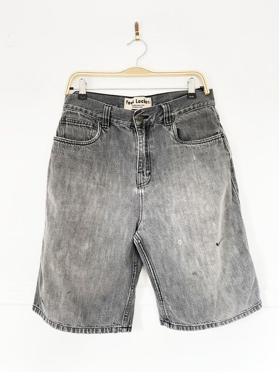 vintage 00s footlocker distressed long denim shorts - good market thrift store