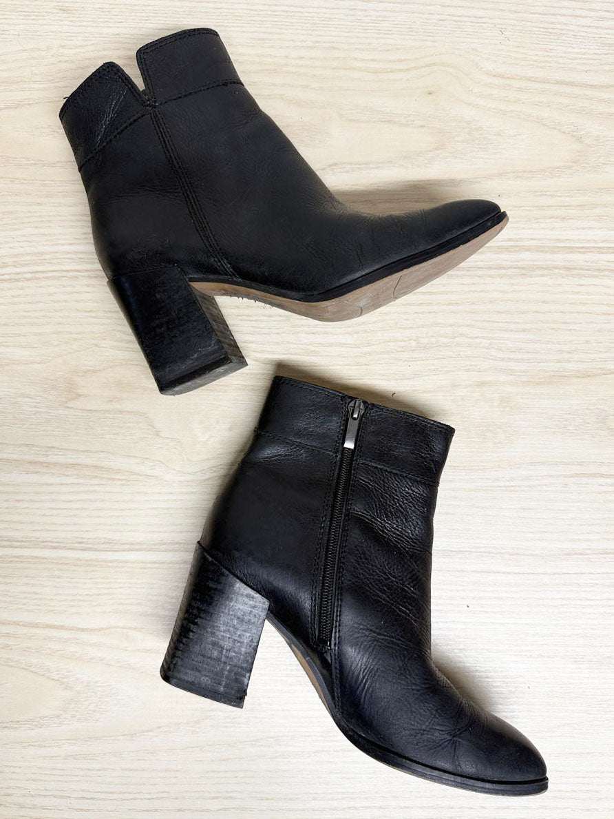 vintage 00s franco sarto leather square toe heeled boots - good market thrift store