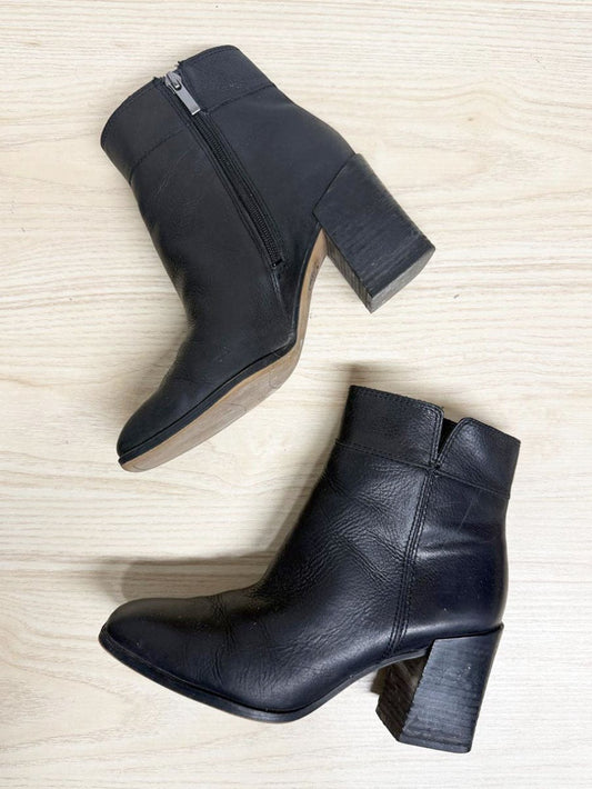 vintage 00s franco sarto leather square toe heeled boots - good market thrift store