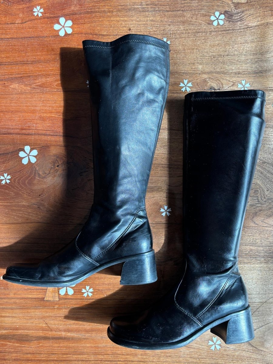 vintage 00s franco sarto patent leather low heel boots - good market thrift store