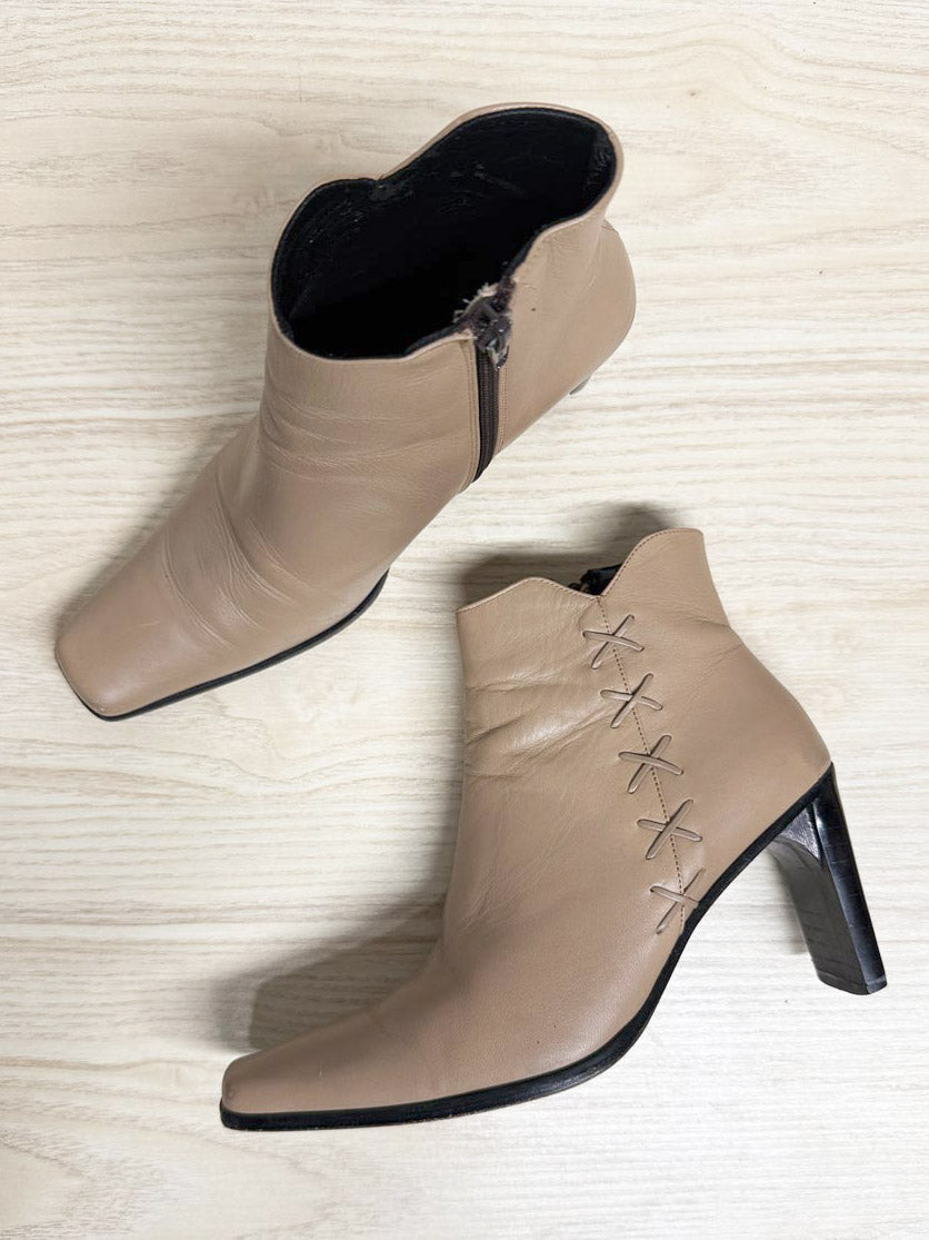 vintage 00s gabianni leather square toe heeled boots - good market thrift store