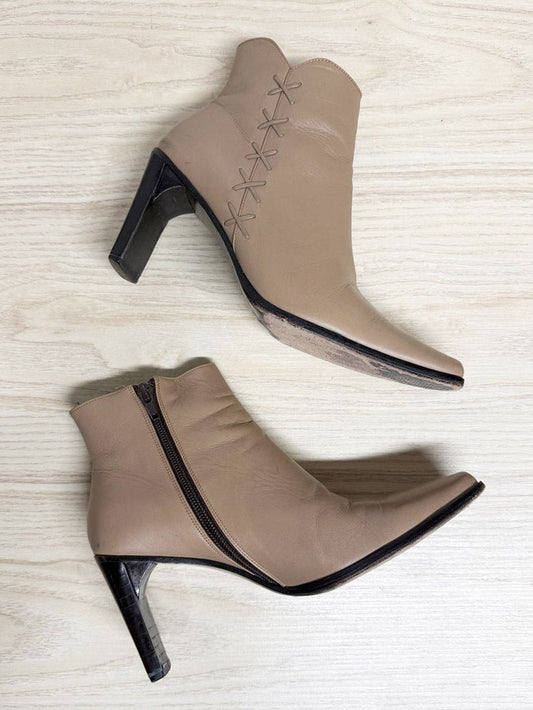 vintage 00s gabianni leather square toe heeled boots - good market thrift store