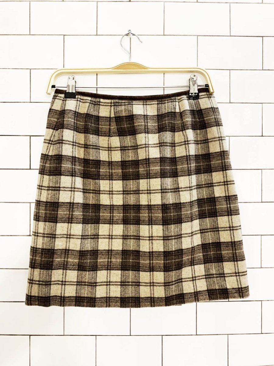 vintage 00s gap wool - blend tartan toggle suede trim mini skirt - good market thrift store