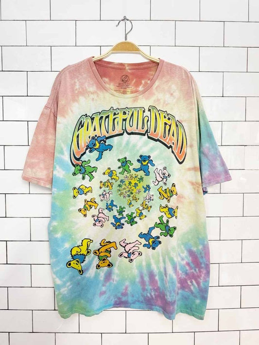 vintage 00s grateful dead dancing bears spiral tie dye tee - good market thrift store