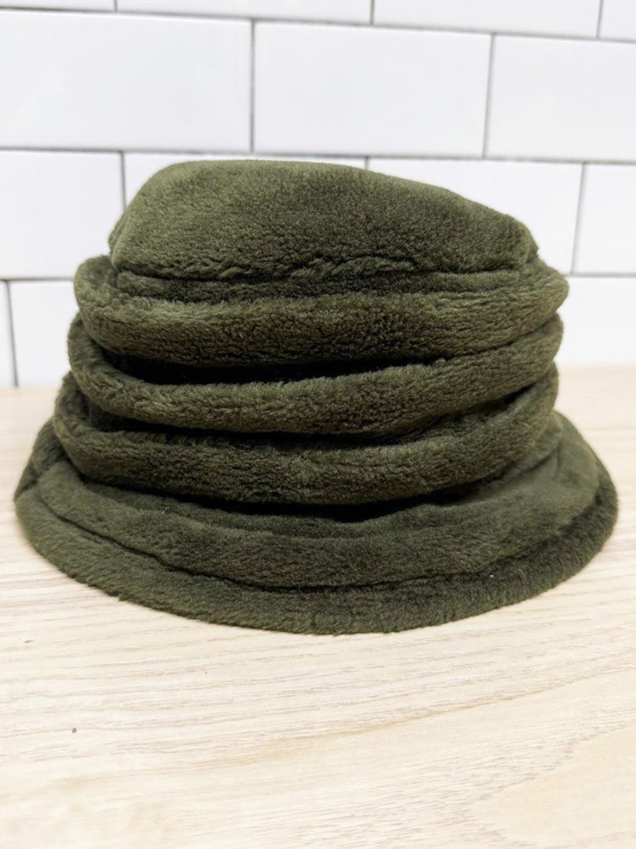 vintage 00s heaslip plush layered bucket hat | made in Canada - good market thrift store