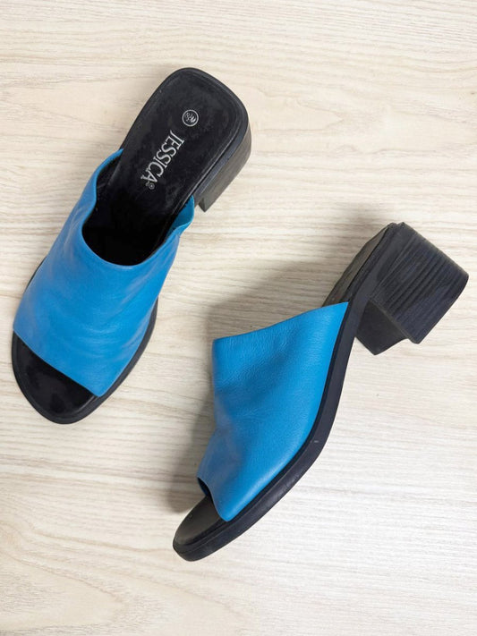 vintage 00s jessica jamie leather block heel sandal - good market thrift store