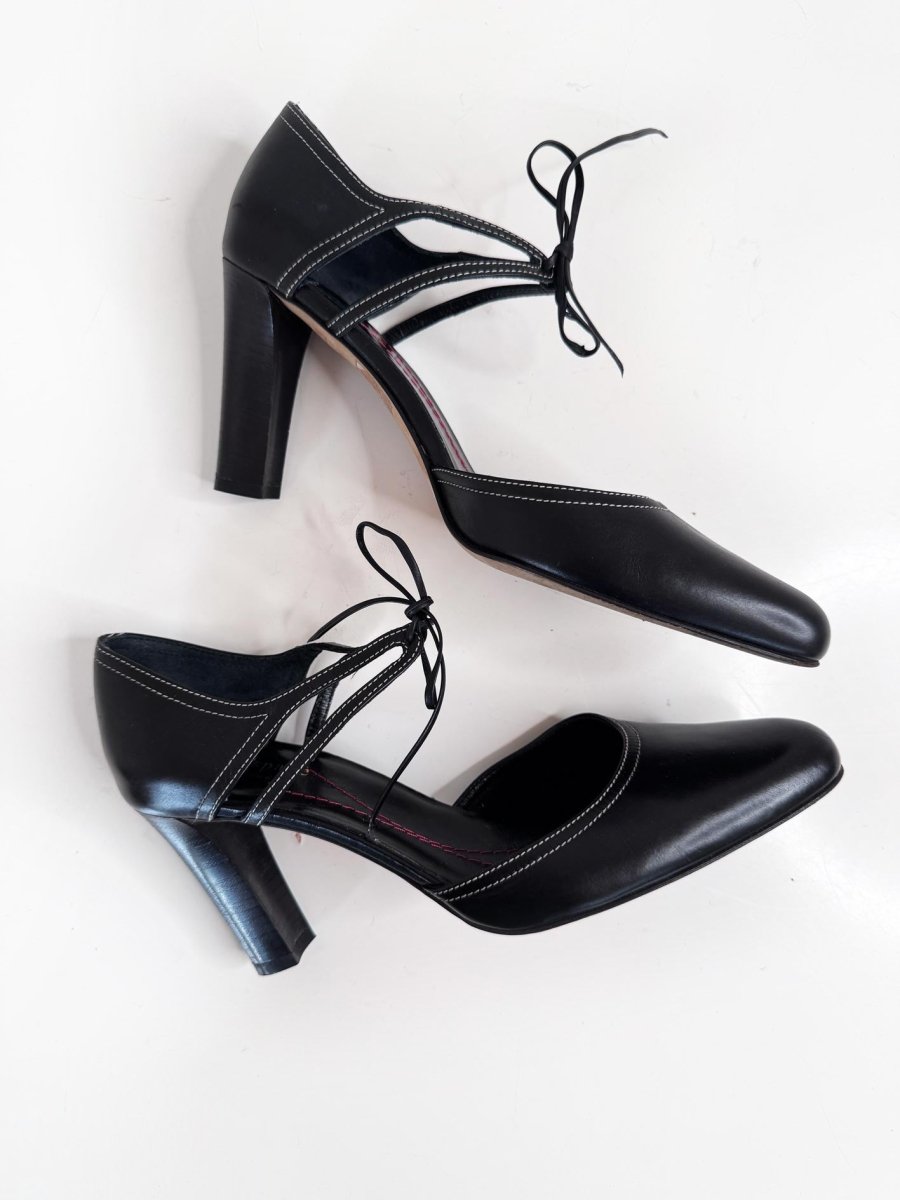 vintage 00s kate spade leather contrast stitch tie ankle mary jane heels | made in Italy - good market thrift store