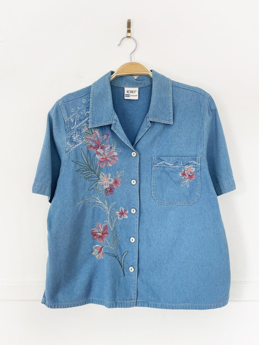 vintage 00s koret embroidered flower denim full button shirt - good market thrift store
