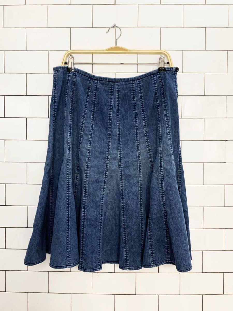 vintage 00s larry levine stretch panelled flare denim knee-length skirt - good market thrift store