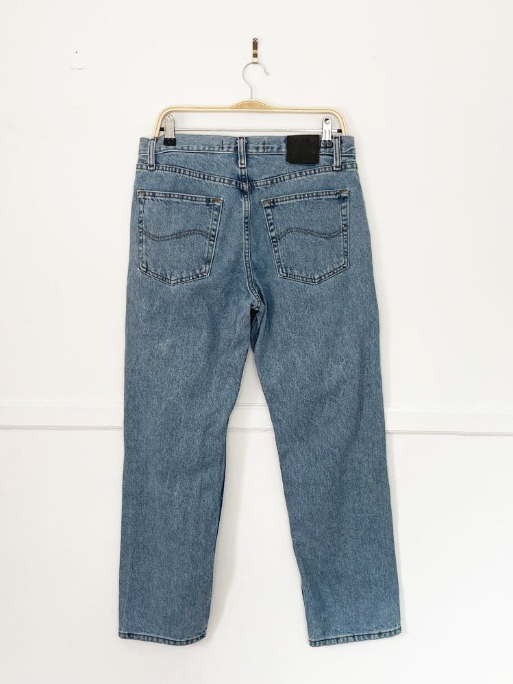 vintage 00s lee regular fit straight leg jeans - good market thrift store