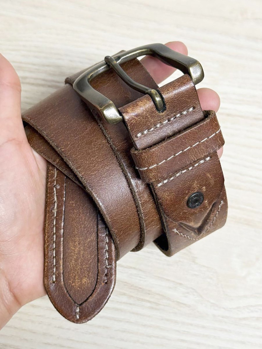 vintage 00s levi strauss signature leather belt - good market thrift store