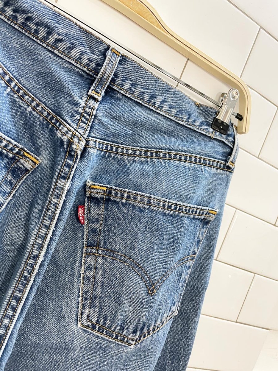 vintage 00s levi's 501 button fly jeans | 2001 - good market thrift store
