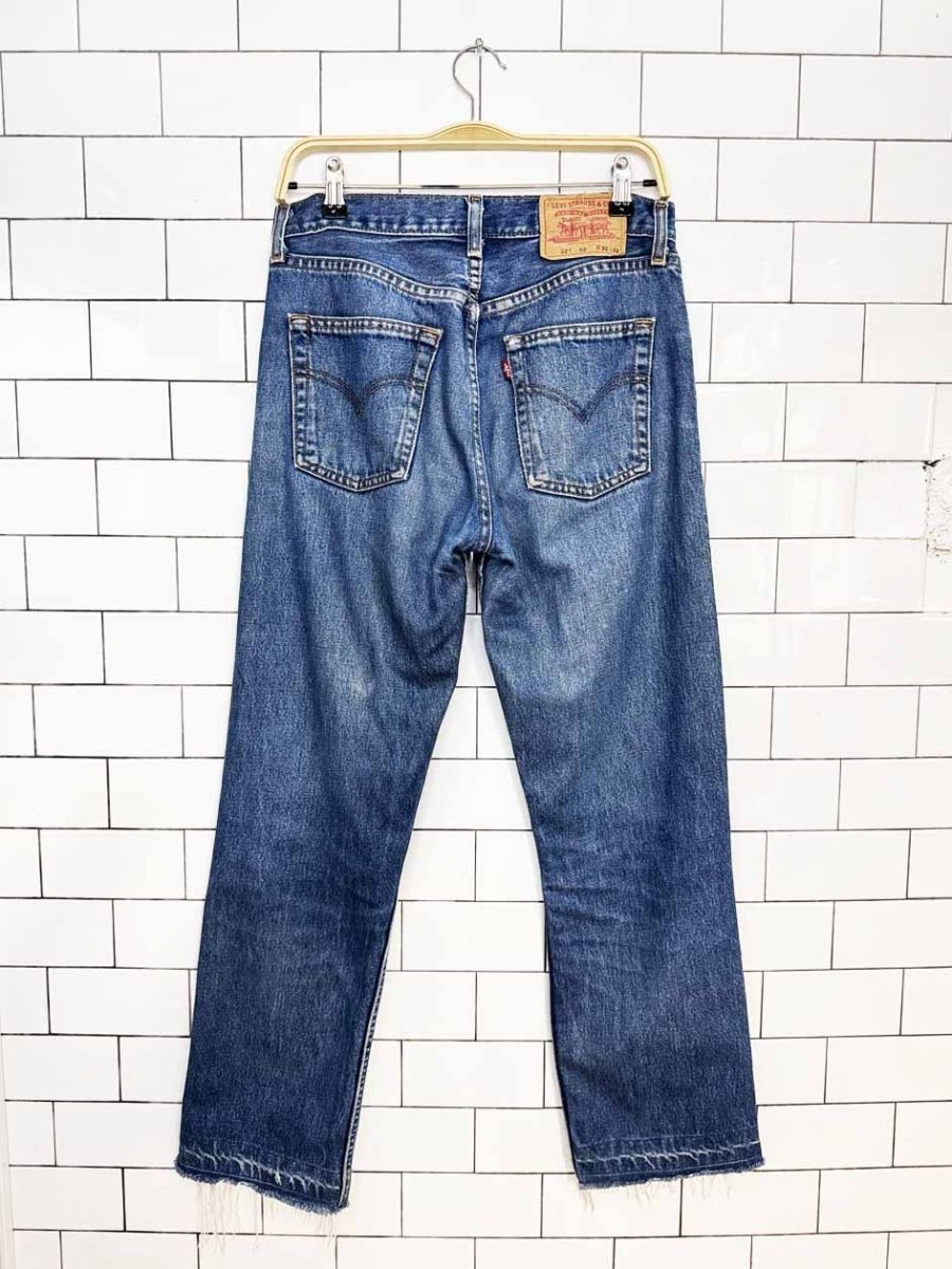vintage 00s levi's 521 straight raw hem jeans - good market thrift store