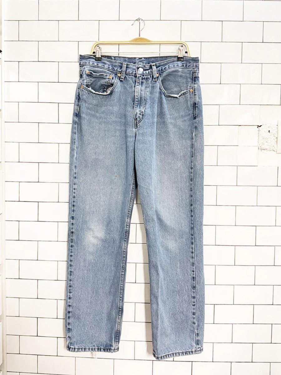 vintage 00s levi's 550 loose relaxed fit jeans - good market thrift store